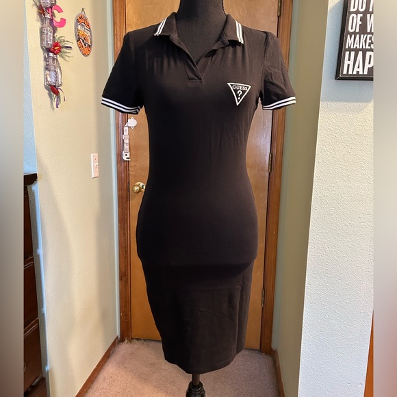 Guess black short sleeve t-shirt dress with white accent stripes size M - Picture 1 of 12